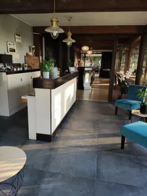 Les Dineux Village - Reception