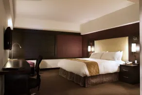 Hotel Ruby Foo's - Chambre