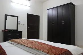 Al Eairy Serviced Apartments Company is a one person company - Habitación
