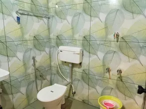 NAINAS RESIDENCY VAGAMON - Bagno