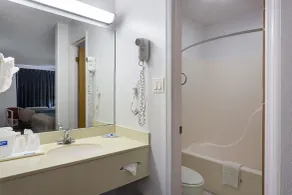 Rodeway Inn Lake City I-75 - Chambre