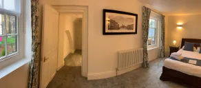 Pilgrims Hotel - Room