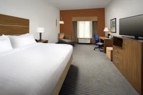 Holiday Inn Express & Suites Bay City by IHG - Zimmer