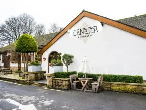 The Royal Toby Hotel - Restaurant
