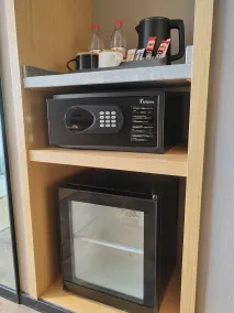 Tuke Hotel (Shanghai Hongqiao Hub Yan'an West Road Branch) - Pokój