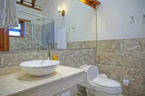 Hotel Campanario Real - Bathroom
