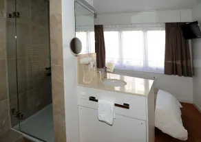 Hôtel Elite - Værelse