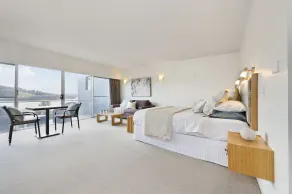 The Cove Kettering - Habitación