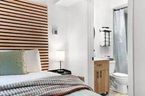 South Bay Inn - Room