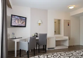 Hotel Märkischer Hof - Room