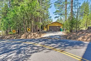 Home w/ Serene Deck in Twain Harte! - Interior