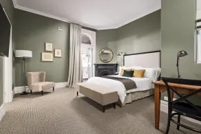 The National Hotel - Room