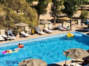 Camping & Hôtel Le Calme - Pool