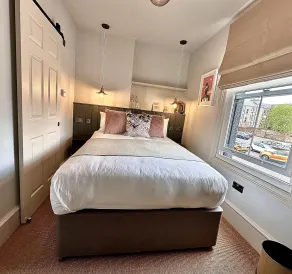 Rooms Above Sugar Boat - Room