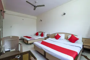 OYO 62100 Hotel Hill Top - Zimmer