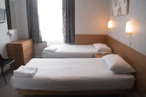 Lords Hotel - Quarto