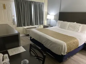 Red Carpet Inn & Suites - Chambre