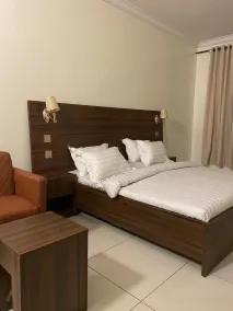 Posh Hotel and Suites Victoria Island - Zimmer