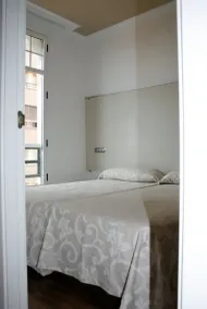 Apartamentos Senabre Palais - Room