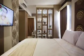 JLE'S Hotel - Room