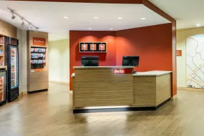 TownePlace Suites by Marriott Latham Albany Airport - Réception