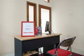 RedDoorz Syariah near UNTAG Banyuwangi - Hall