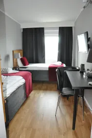 City Hotel - Room