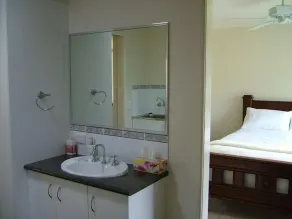 Stringybark, Halls on Falls Homestead - Bathroom