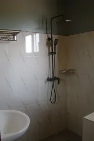 PALEGA BEACH INN - Bathroom