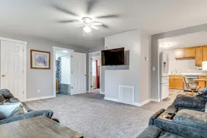 Pets Welcome! Quiet Economy Home w/ Spacious Yard - Innvendig