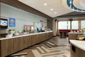 Tru by Hilton St. Charles St. Louis, MO - Restaurant