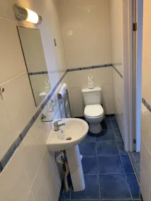 The Mumbles Carlton Hotel - Bathroom