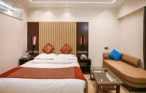 Hotel Royal Palace Jalgaon - Habitación