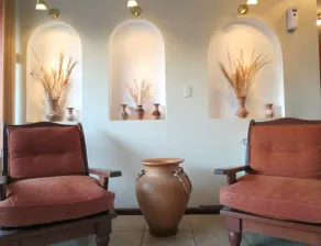 Ref Apart & Hotel - Sitzecke in der Lobby