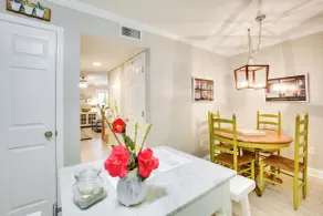 Old Town Bay St Louis Townhome: Walk to Beach - Interior