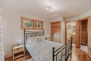 Snowline Cabin #34 - Great English Tudor-style Home With hot Tub! Now With Wifi! - Zimmer