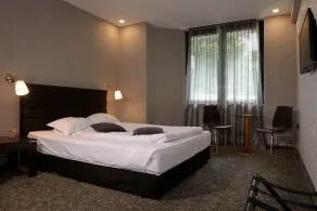 St. George Hotel - Room