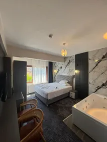 Klas Otel - Image 2