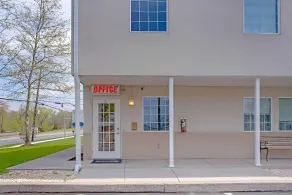 Americas Best Value Inn Gettysburg - Interior entrance