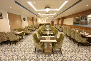 Days Hotel By Wyndham Neemrana - Restaurante