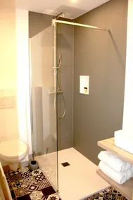 Logis Hôtel Sea View - Badezimmer