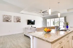Furnished Lanai & Yard: Comfy Lehigh Acres Getaway - Interiör