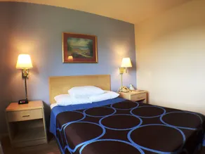 Super 8 by Wyndham Canandaigua - Chambre
