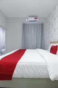 RedDoorz Syariah near Metropolitan Mall Bekasi - Chambre