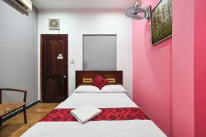 Hoang Phung Hotel - Tan Son Nhat Airport - Room