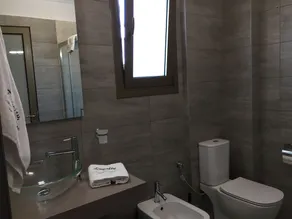Royalty Suites Loft - Bathroom
