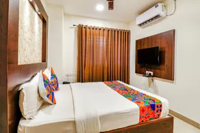 Fabexpress Sri Sai Suites - Camera
