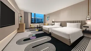Holiday Inn Shanghai Pudong Airport, an IHG Hotel - Room