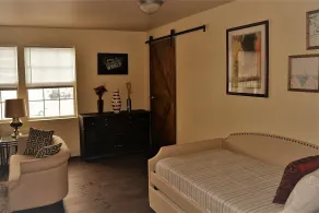 The Gateway experience a stylish and welcoming lodging perfect for groups - Rom