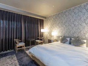 Century Plaza Hotel - Room